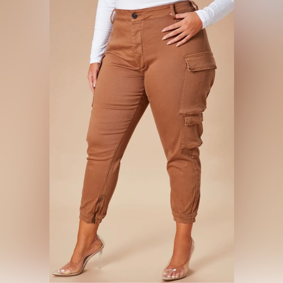 Fashion Nova Tan Cargo Tan - Picture 4 of 6